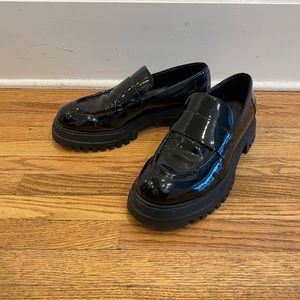 Zara patent leather loafer size 38
